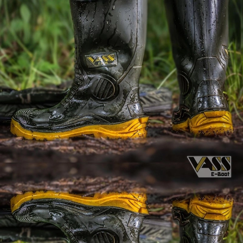 Vass E Boots